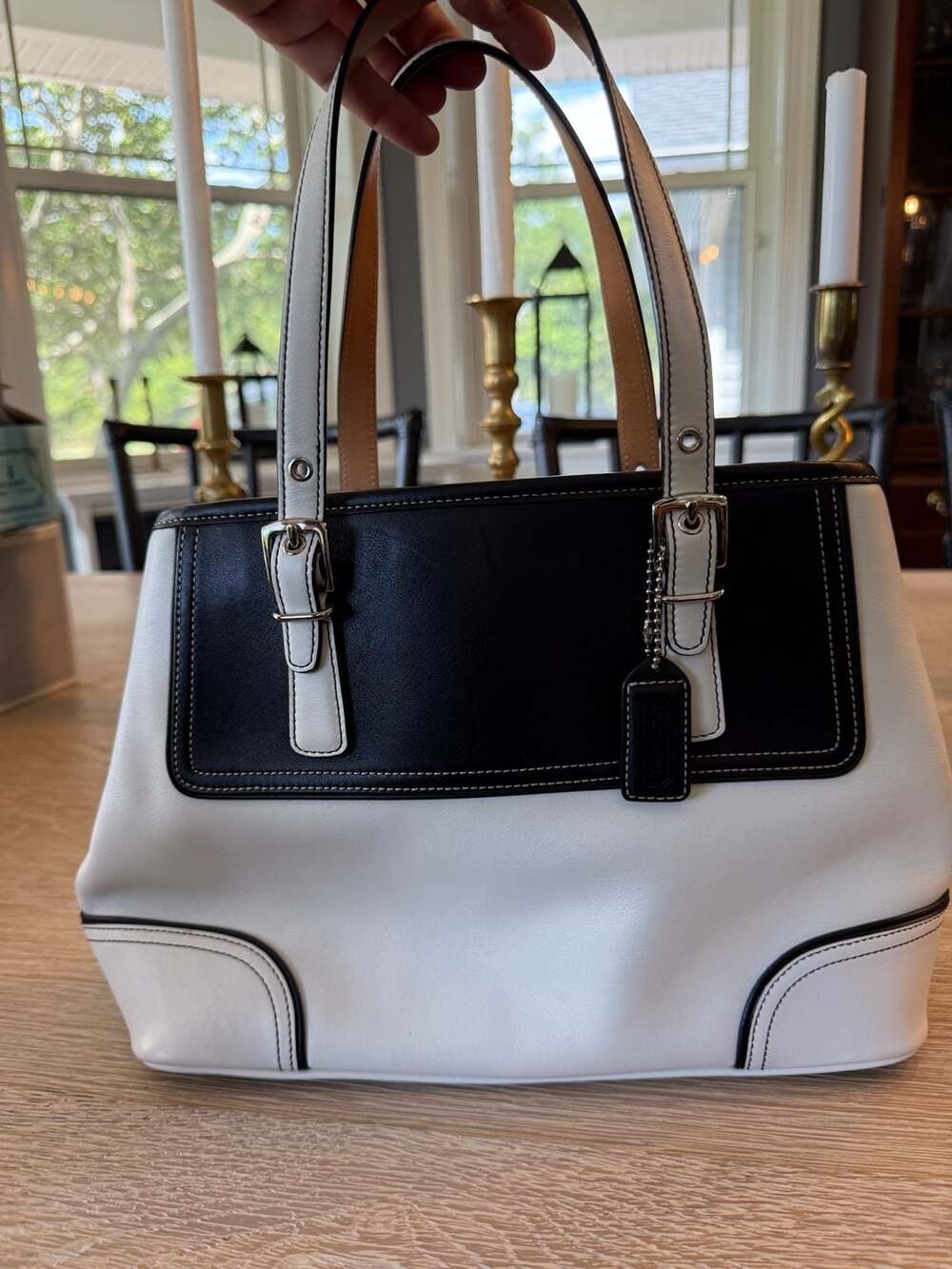 Vintage Coach Hampton Black White Leather Tote Bag M3Q-9605 Double Handle Straps